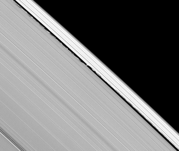 Daphnis Traveling the Keeler Gap