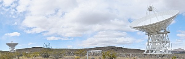 Panorama of the Deep Space Network's Apollo Valley in Goldstone, CA (© Jason Major) CLICK FOR FULL SIZE