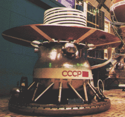 The Venera-13 and 14 landers were identical. (Licensed under Public Domain via Wikimedia Commons)