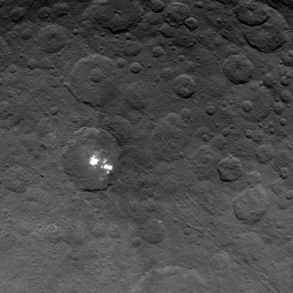 Mysterious bright spots on Ceres continue to stump scientists. Credits: NASA/JPL-Caltech/UCLA/MPS/DLR/IDA.