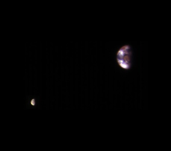 The Moon and Earth imaged from Mars. Credit: NASA/JPL-Caltech/University of Arizona